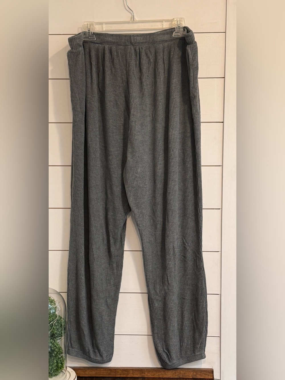 Women’s Ribbed Jogger Pajamas 🩶 - Picture 3 of 5